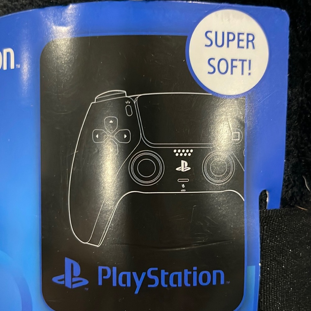 PlayStation throw